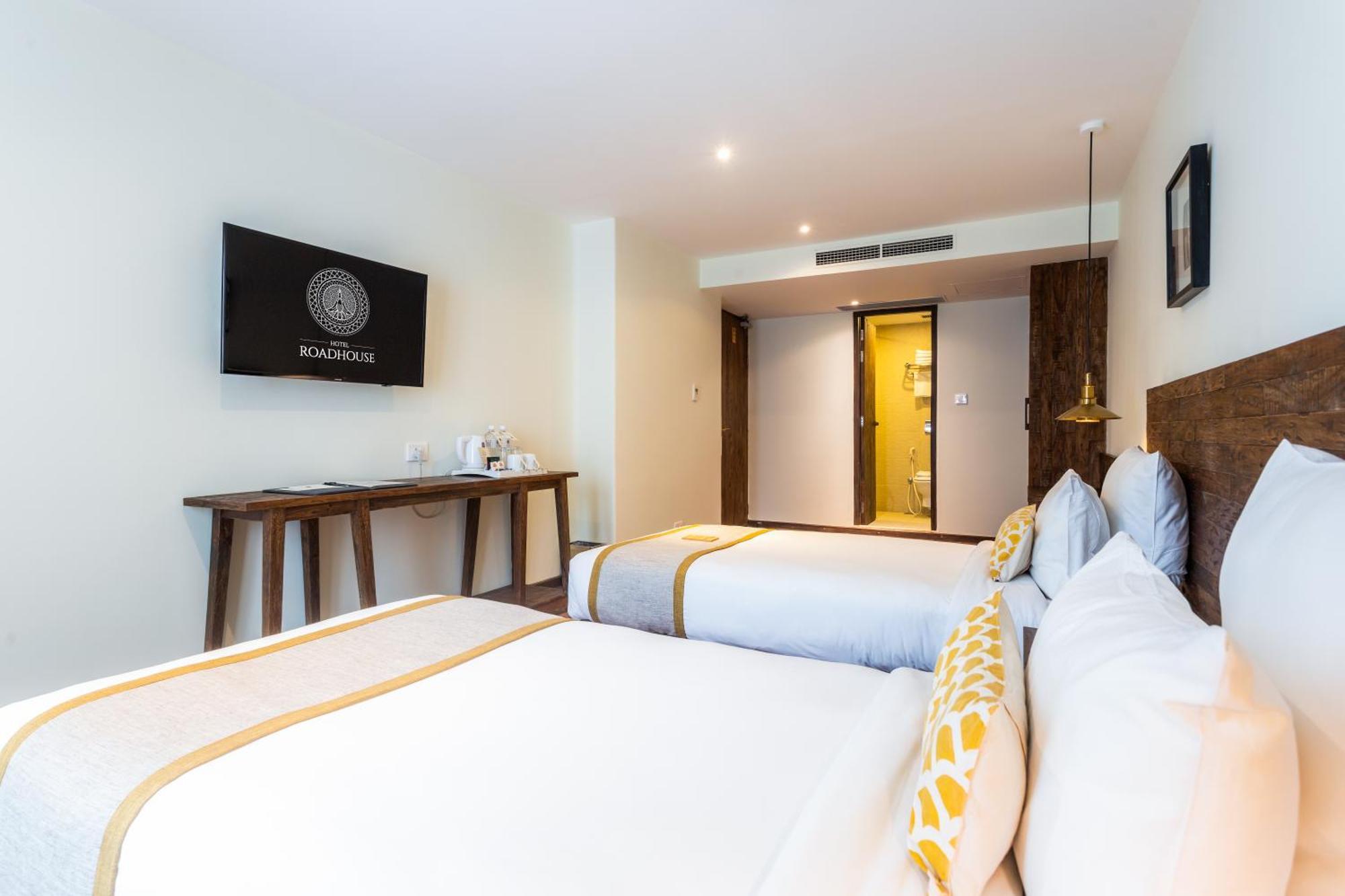 Hotel Roadhouse, Thamel, Kathmandu- Contemporary Boutique Zewnętrze zdjęcie