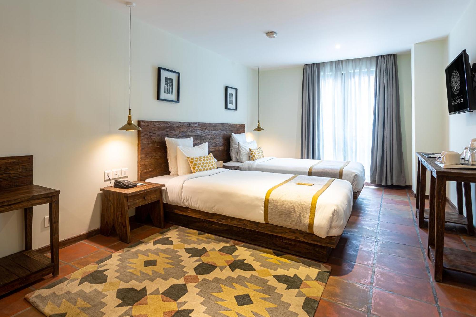Hotel Roadhouse, Thamel, Kathmandu- Contemporary Boutique Zewnętrze zdjęcie