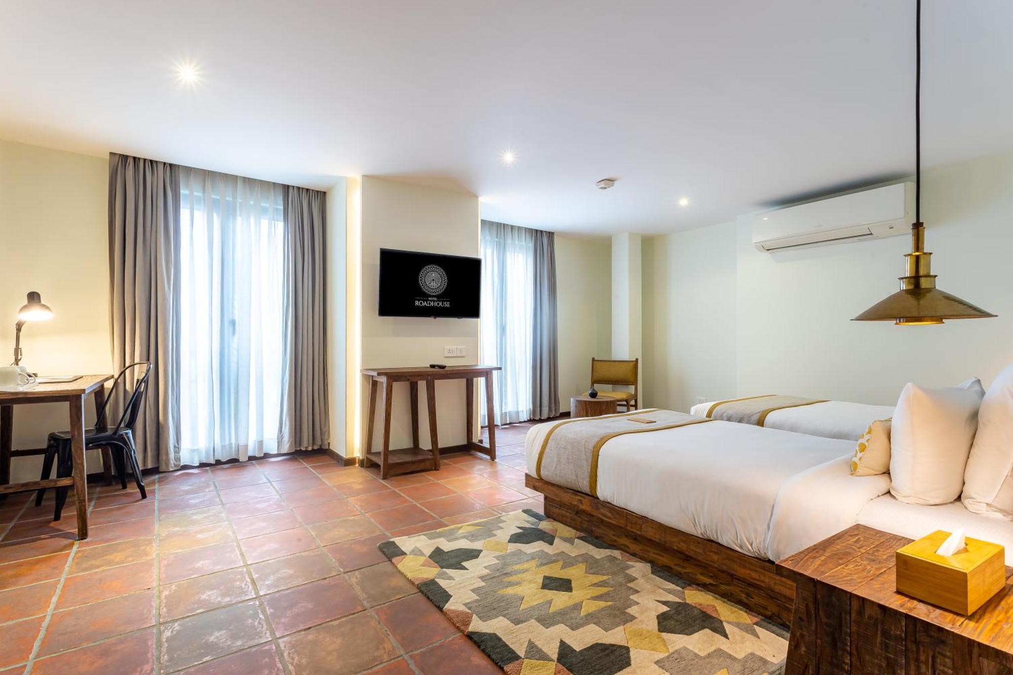 Hotel Roadhouse, Thamel, Kathmandu- Contemporary Boutique Zewnętrze zdjęcie