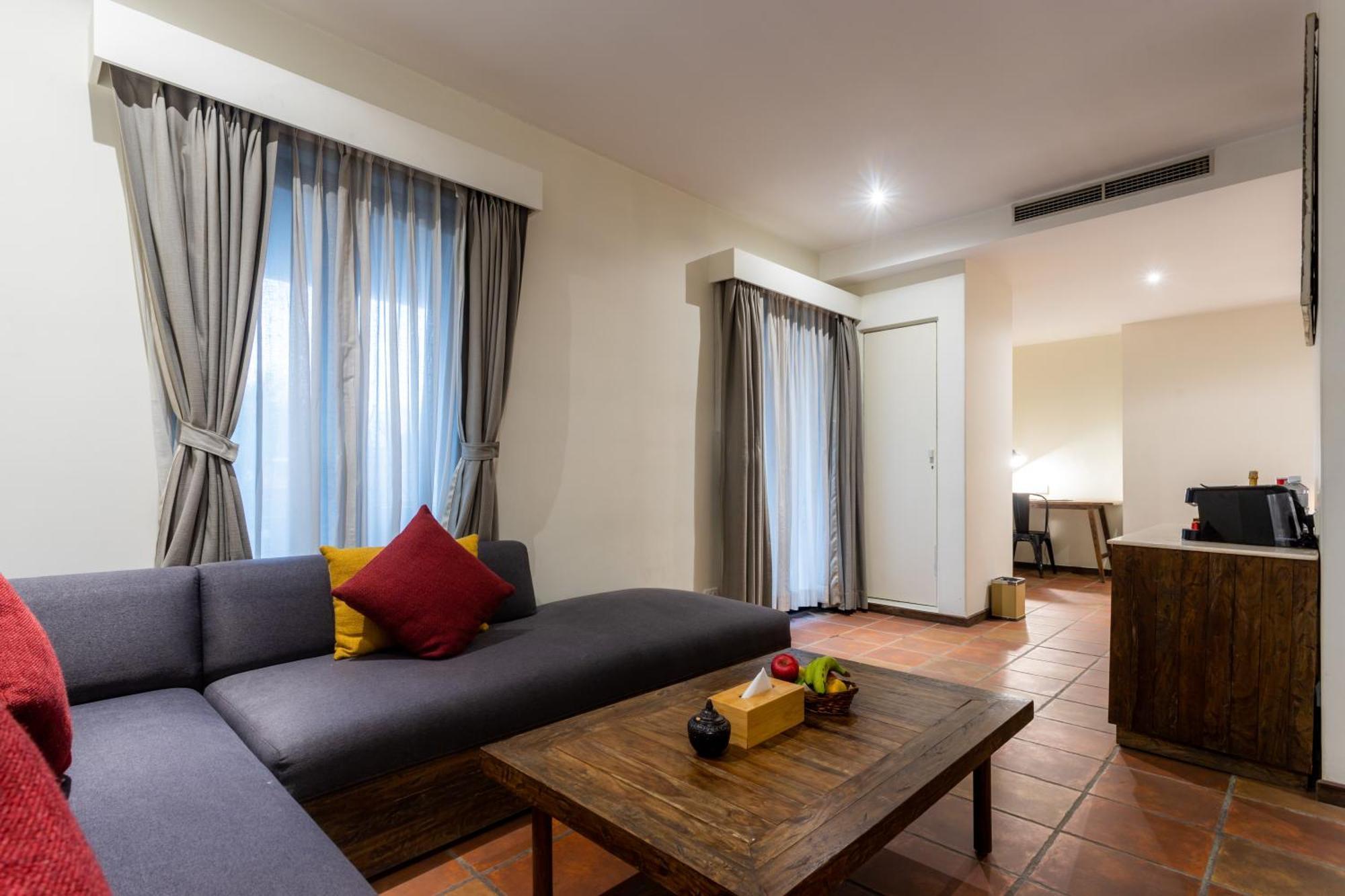 Hotel Roadhouse, Thamel, Kathmandu- Contemporary Boutique Zewnętrze zdjęcie