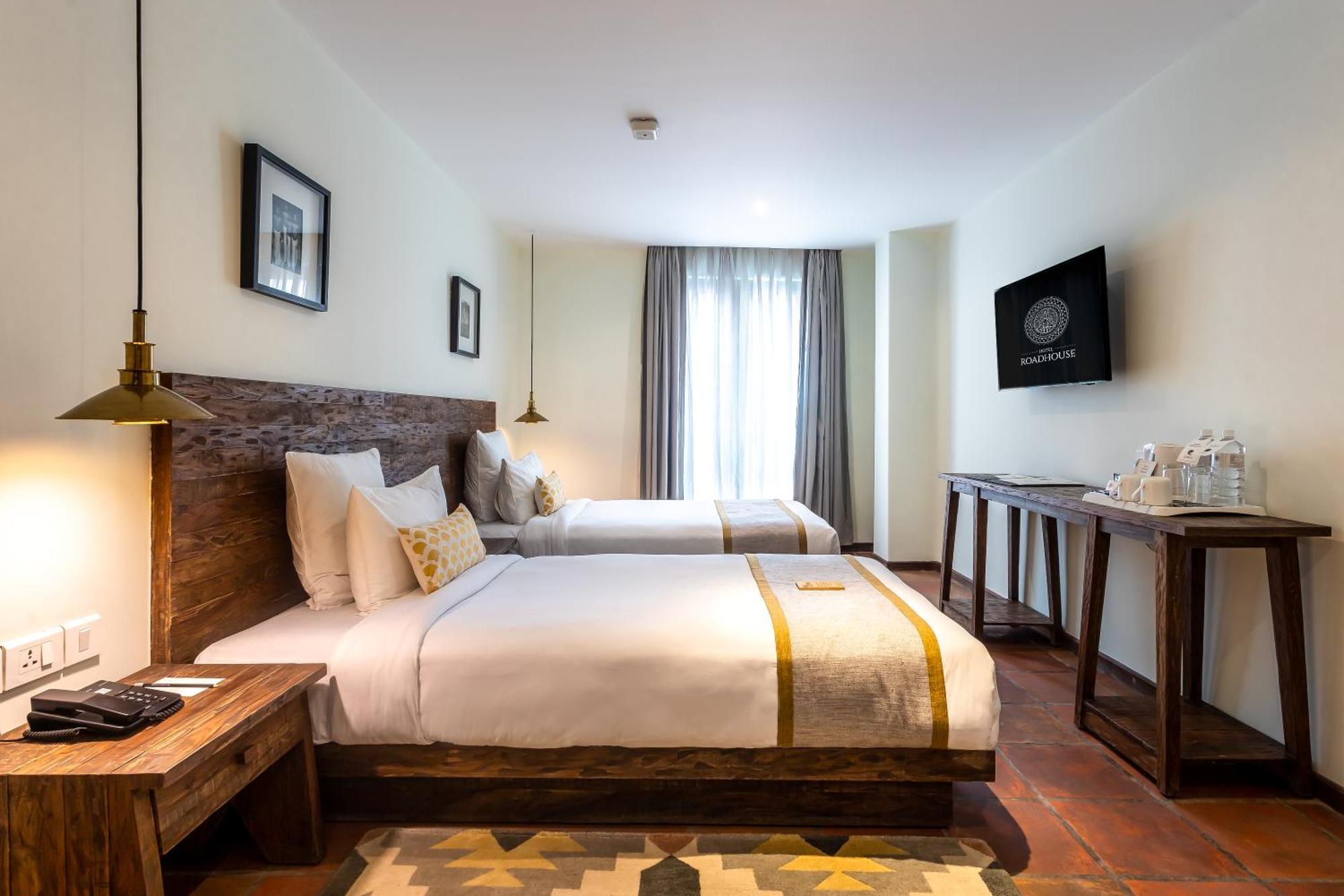 Hotel Roadhouse, Thamel, Kathmandu- Contemporary Boutique Zewnętrze zdjęcie