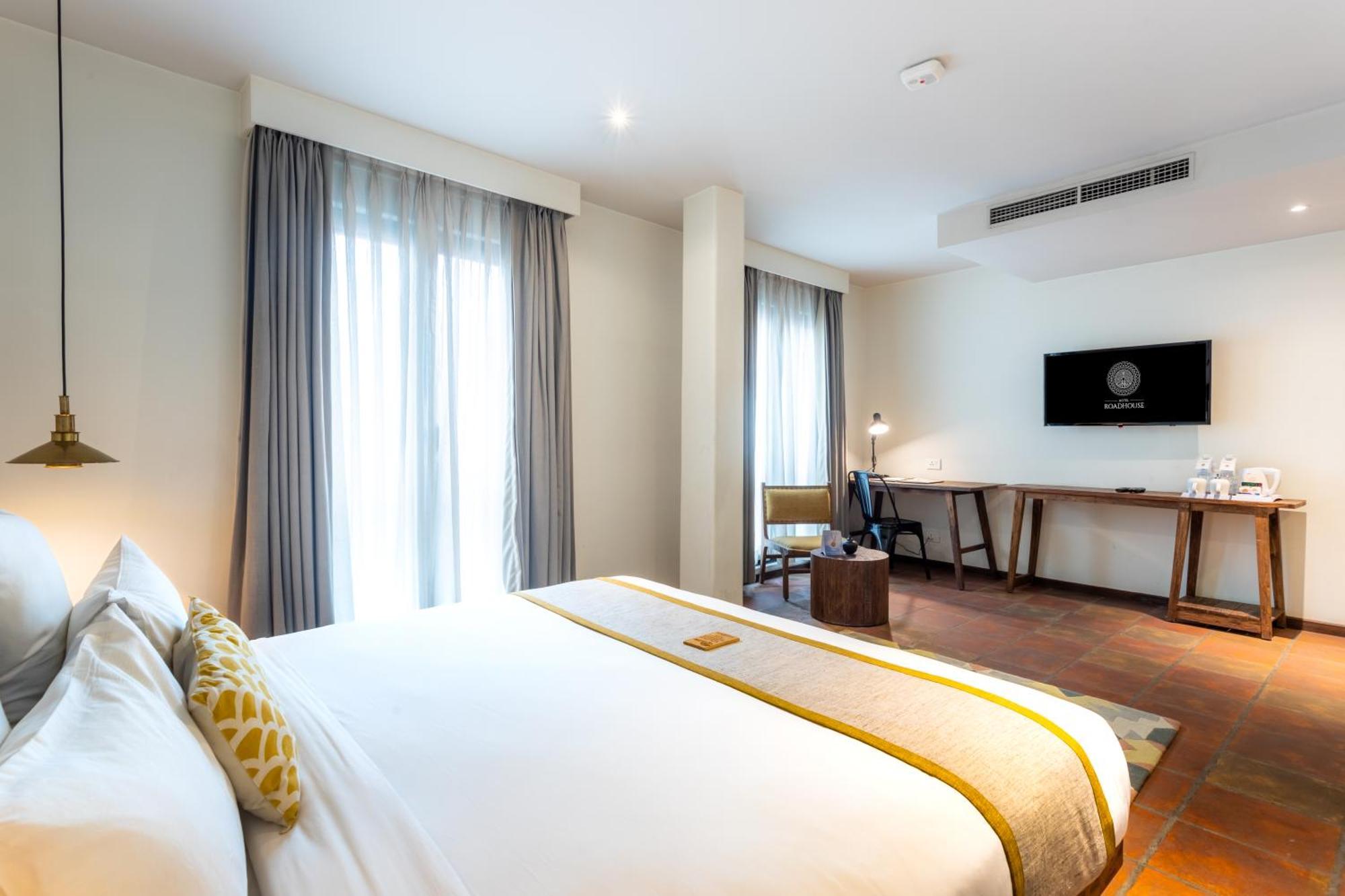 Hotel Roadhouse, Thamel, Kathmandu- Contemporary Boutique Zewnętrze zdjęcie