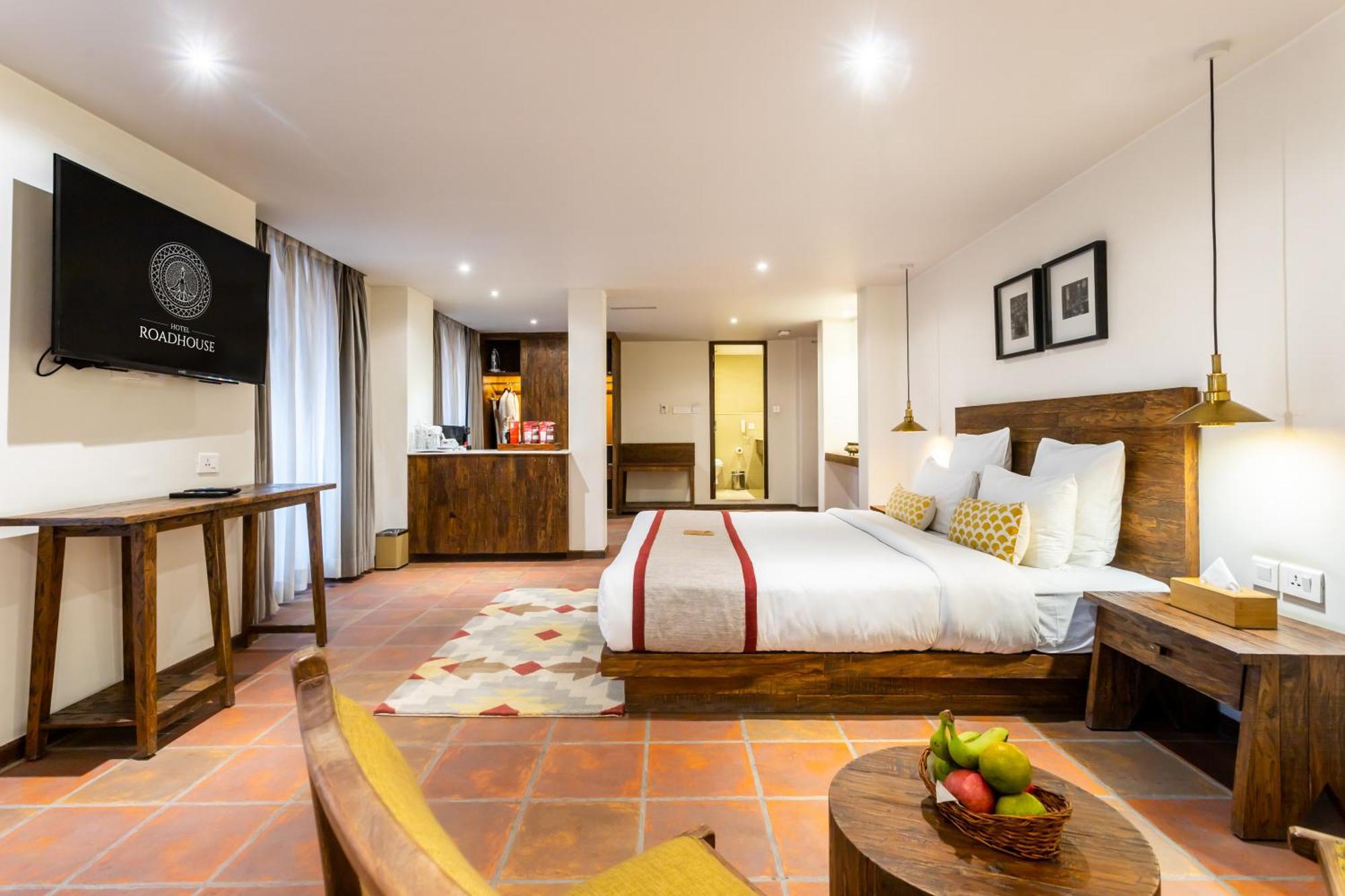 Hotel Roadhouse, Thamel, Kathmandu- Contemporary Boutique Zewnętrze zdjęcie