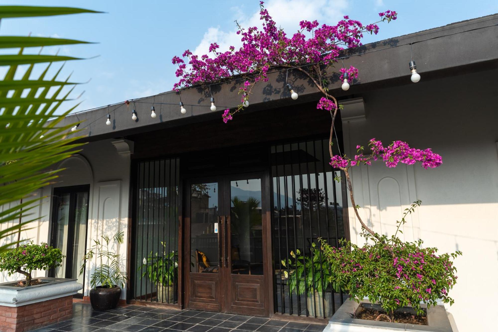 Hotel Roadhouse, Thamel, Kathmandu- Contemporary Boutique Zewnętrze zdjęcie