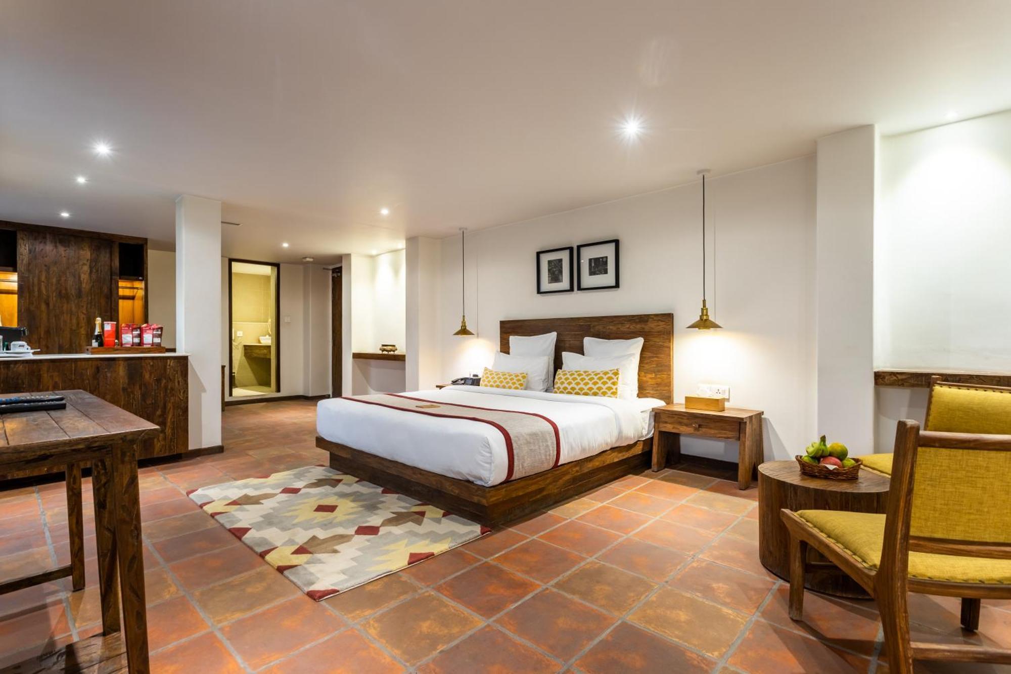 Hotel Roadhouse, Thamel, Kathmandu- Contemporary Boutique Zewnętrze zdjęcie
