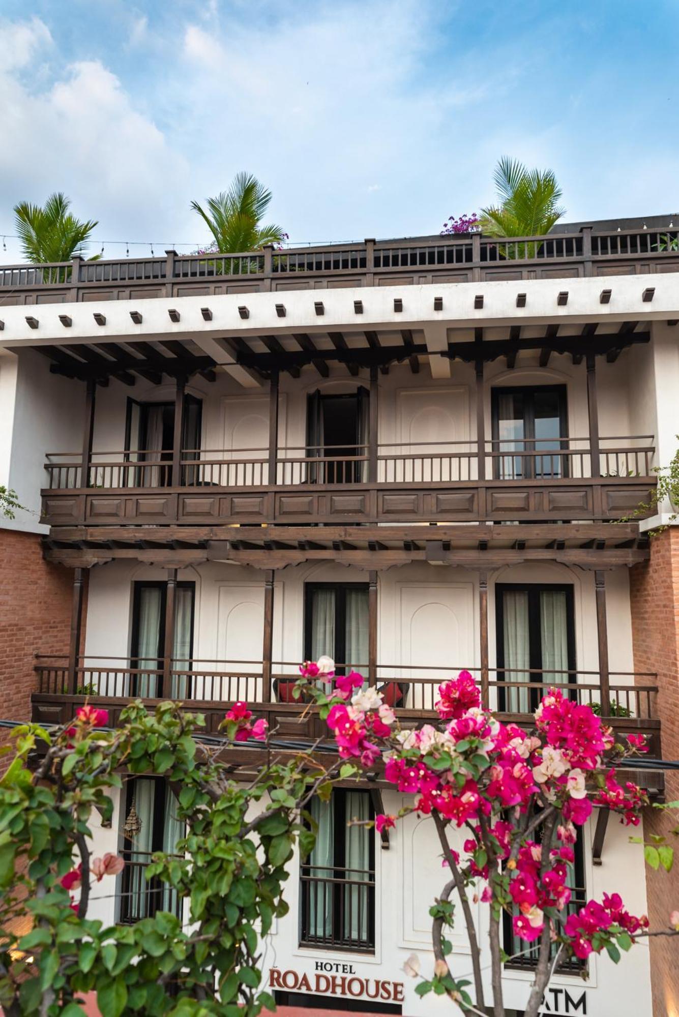 Hotel Roadhouse, Thamel, Kathmandu- Contemporary Boutique Zewnętrze zdjęcie