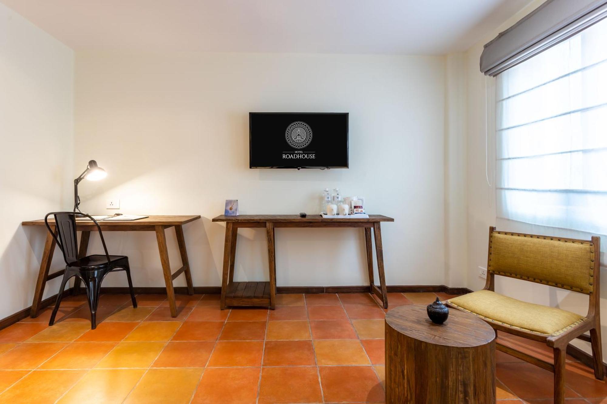 Hotel Roadhouse, Thamel, Kathmandu- Contemporary Boutique Zewnętrze zdjęcie