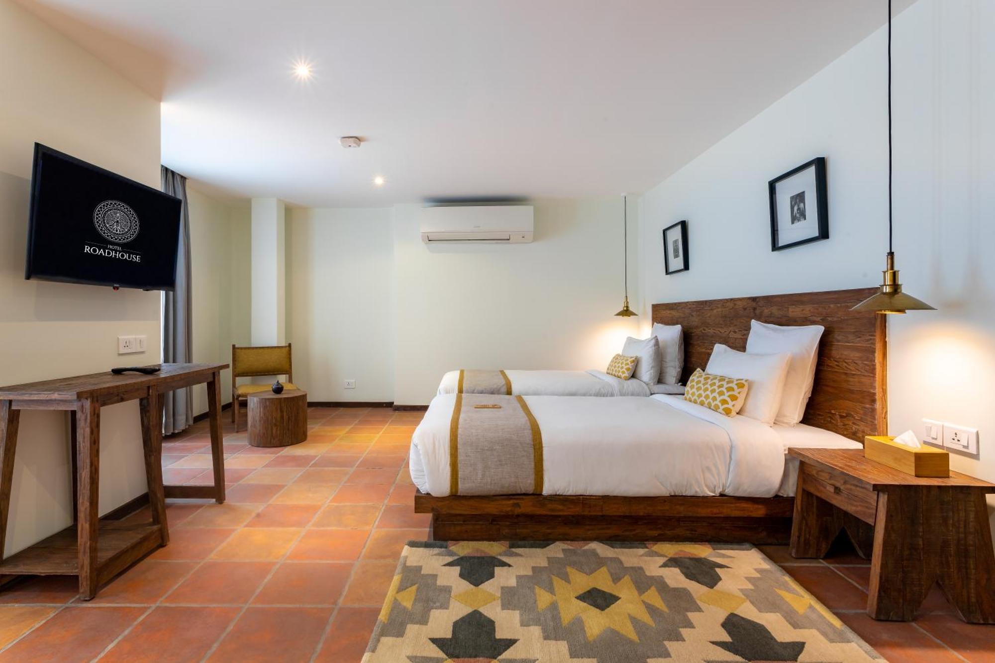 Hotel Roadhouse, Thamel, Kathmandu- Contemporary Boutique Zewnętrze zdjęcie